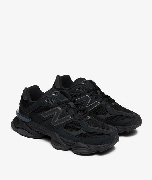 Black New Balance